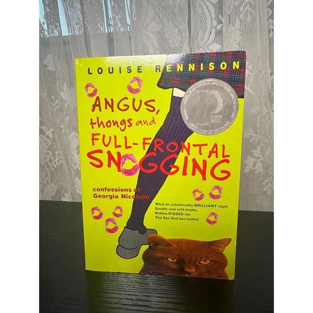 Angus, Thongs and Full-Frontal Snogging by Louise Rennison - Paperback